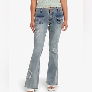 Hello Kitty Patch Jeans 🎀💖